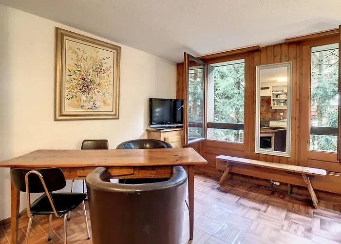 דירה Seracs 37**